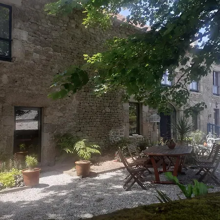Bed & Breakfast Retour Aux Sources 3*