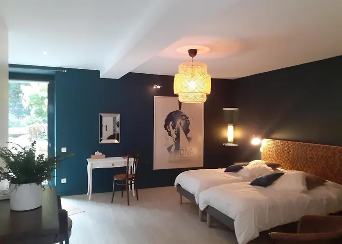 Bed & Breakfast Retour Aux Sources 3*