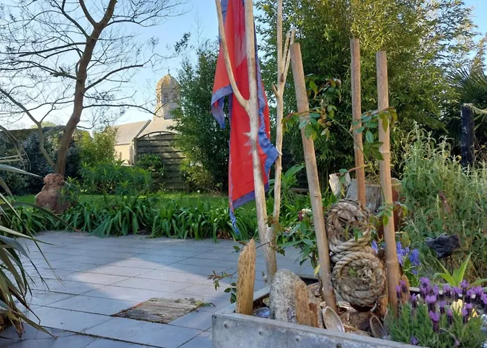 Retour Aux Sources Bed & Breakfast Gouberville